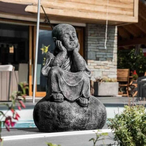 Statue Moine Shaolin Pensif Patiné Gris 80 Cm – Image 5